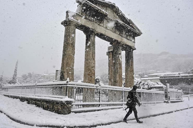 מזג אוויר יוון אתונה שלג 