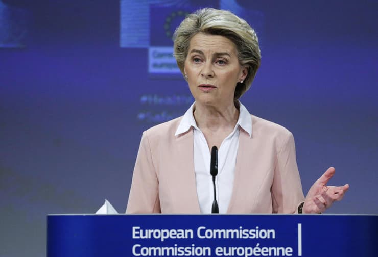 נשיאת הנציבות האירופית אורסולה פון דר ליין מכריזה על רכישת חיסונים קורונה