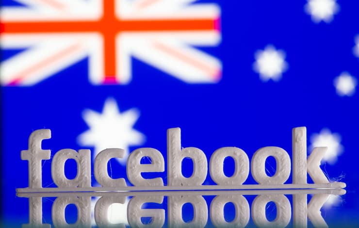 הלוגו של פייסבוק על רקע דגל אוסטרליה