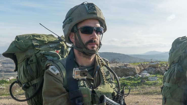 סרן דניאל מזגיני קצין צנחנים גדוד 202 מעבר לגדר סוריה