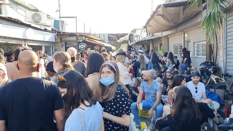 התקהלויות ומסיבה המונית של פורים בכרם התימנים בתל אביב