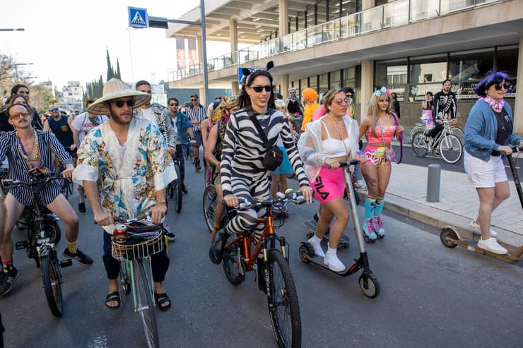 מסיבת אופניים FIT לכבוד פורים בתל אביב