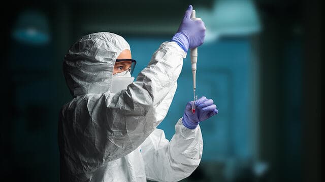 '''הווירוס יצטרך להשתנות יותר מפעם אחת כדי לנצח את החיסון''