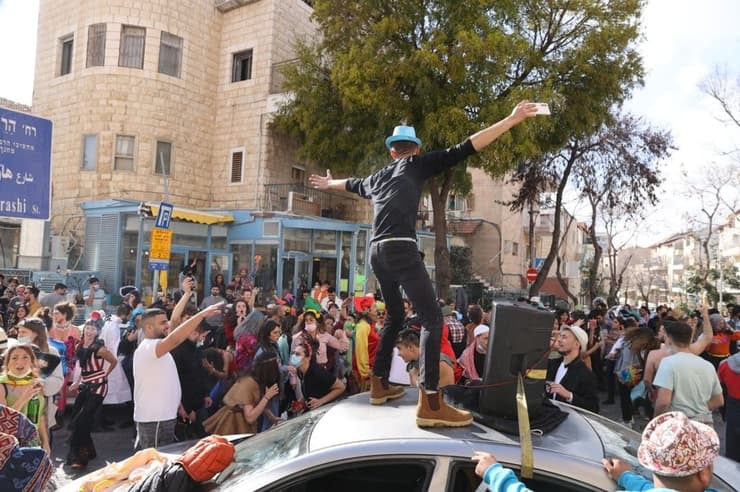 מסיבת פורים והתקהלות אסורה בשכונת נחלאות בירושלים