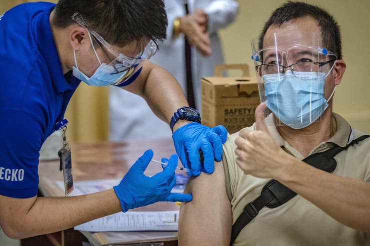 חיסון נגד קורונה של סינובאק ב הפיליפינים