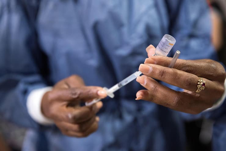 חיסון נגד קורונה עם החיסון של סינובאק ב הרפובליקה הדומיניקנית