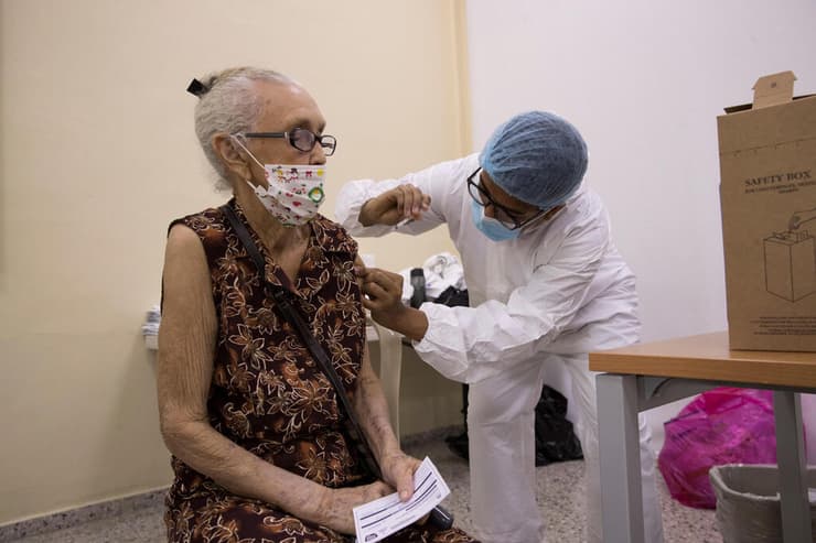 חיסון נגד קורונה עם החיסון של סינובאק ב הרפובליקה הדומיניקנית
