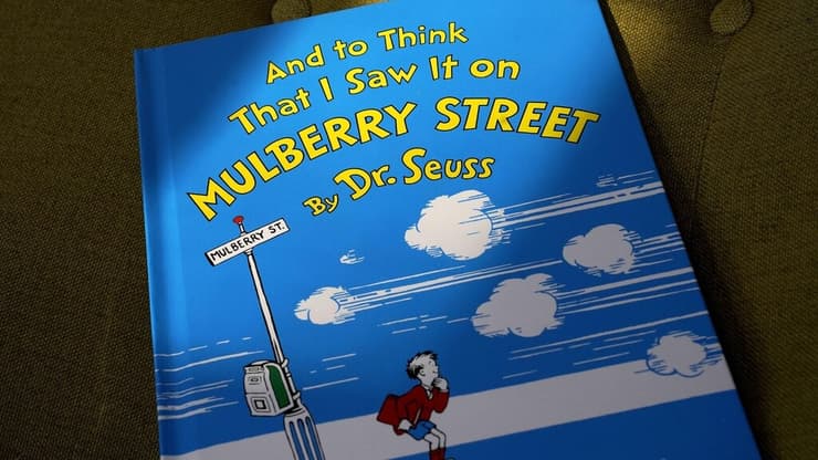 עטיפת הספר And to Think That I Saw It on Mulberry Street