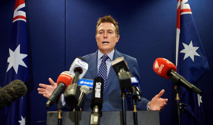אוסטרליה תובע כללי כריסטיאן פורטר מסיבת עיתונאים נחשף תלונה על אונס