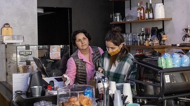 מרינה אובארוב מ-Jera Coffee Shop