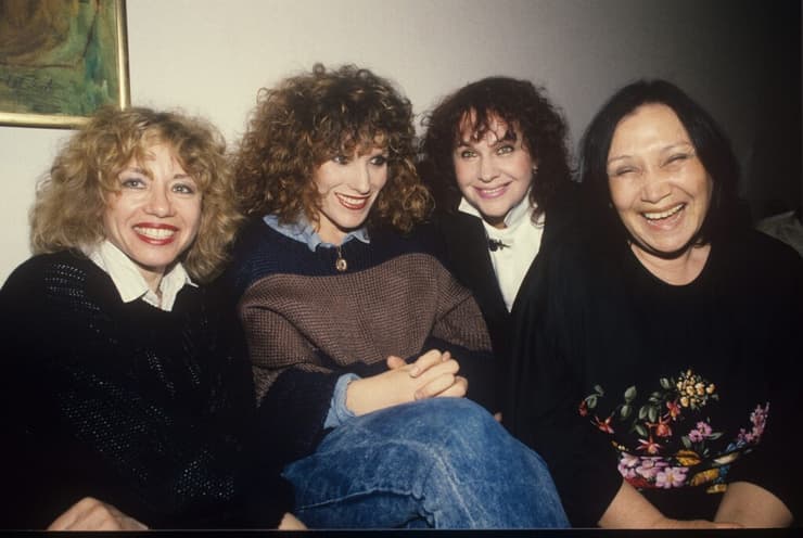 נעמי שמר, אורה זיטנר, נורית גלרון וחוה אלברשטיין, 1988