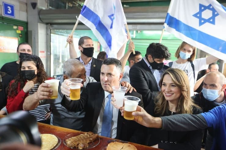 סיור של מפלגת "תקווה חדשה" בשוק התקווה בירושלים לקראת בחירות 2021