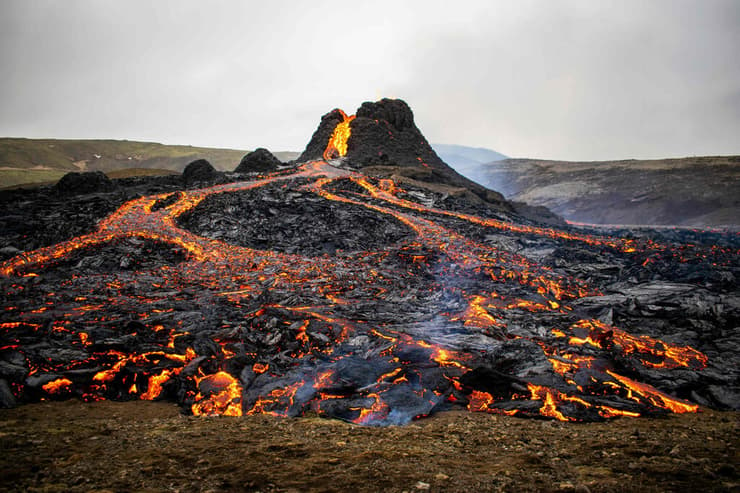 התפרצות הר געש באיסלנד 
