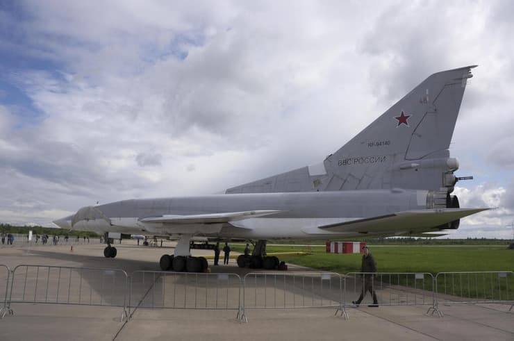 מטוס על קולי מפציץ Tu-22M3 של צבא רוסיה