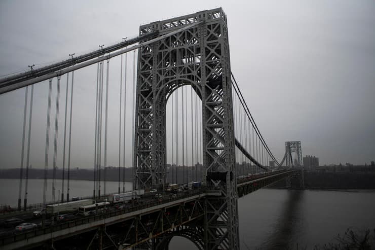  גשר ג'ורג' וושינגטון בין ניו ג'רזי לניו יורק. תמיכה דו-מפלגתית נדירה בתוכנית התשתיות בסנאט, בית הנבחרים זה כבר סיפור אחר  