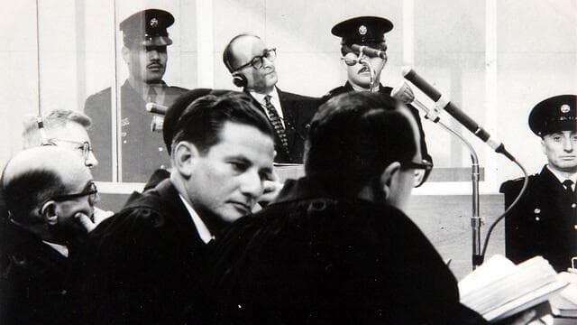 ''היו לנו המון מסמכים, אבל הבנו שהם לא יחדרו ללב באותה מידה כמו עדויות חיות''