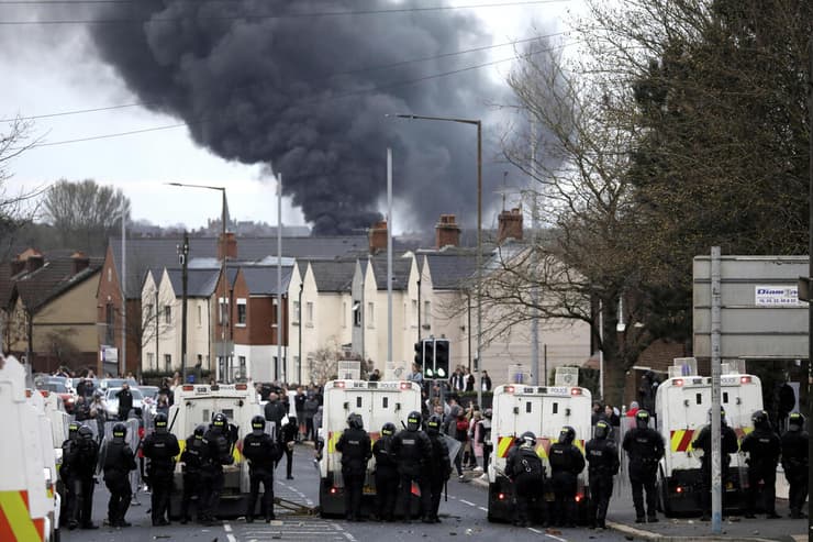 צפון אירלנד בלפסט מהומות ברקזיט גבול פרוטוקול