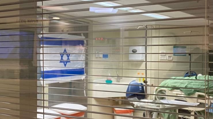 דגל ישראל בחדרו של איציק סעידיאן