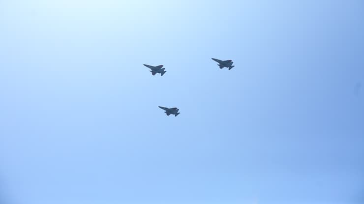 מטס חיל האוויר חולף מעל אילת