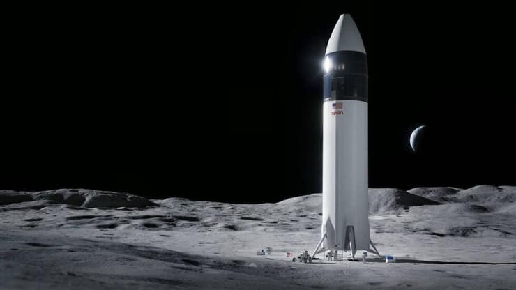 ספינת החלל של spaceX על הירח