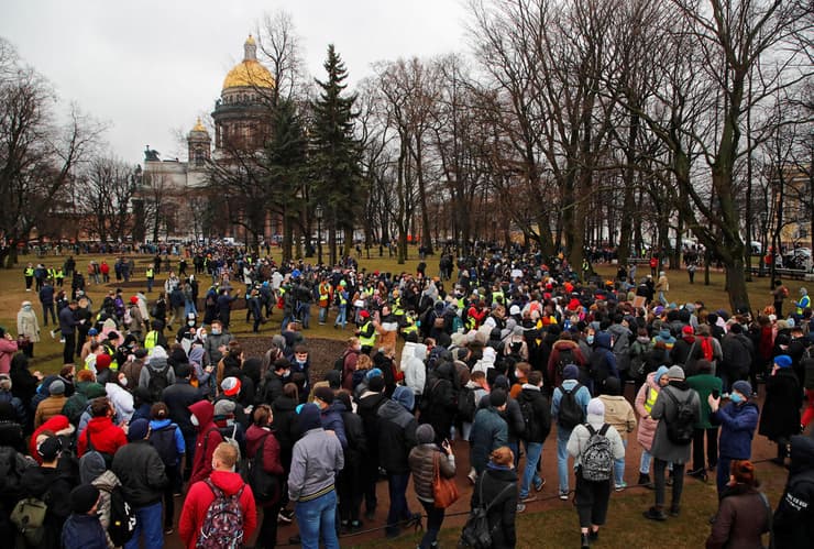 רוסיה הפגנה הפגנות למען שחרור אלכסיי נבלני סנט פטרבורג