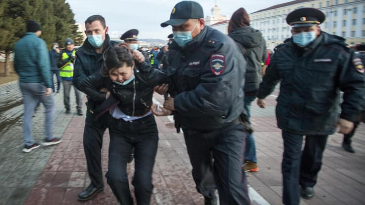 הפגנה הפגנות רוסיה מעצר מפגינים מחאה למען אלכסיי נבלני רפובליקת בוריאטיה ליד גבול מונגוליה