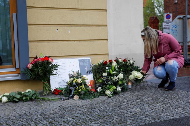 ארבעה הרוגים ב מרפאה ב פוטסדאם גרמניה עובדת חשודה ב רצח