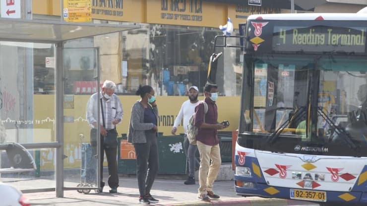 קו 4 בשוק התקווה בתל אביב