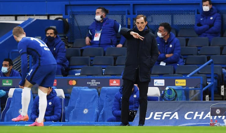 תומאס טוכל על הקווים (צילום: EPA) תומאס טוכל על הקווים