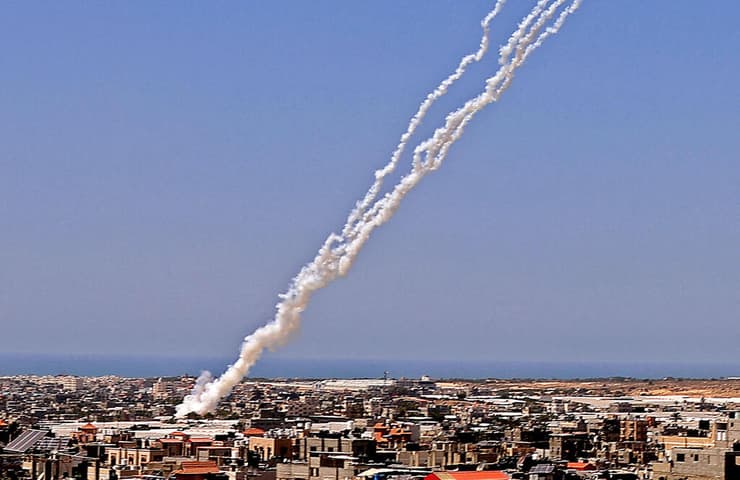 שיגור ירי רקטות טילים מ עזה לישראל