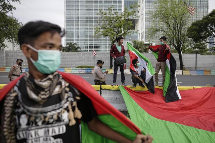 הפגנה תמיכה ב פלסטינים נגד ישראל אינדונזיה