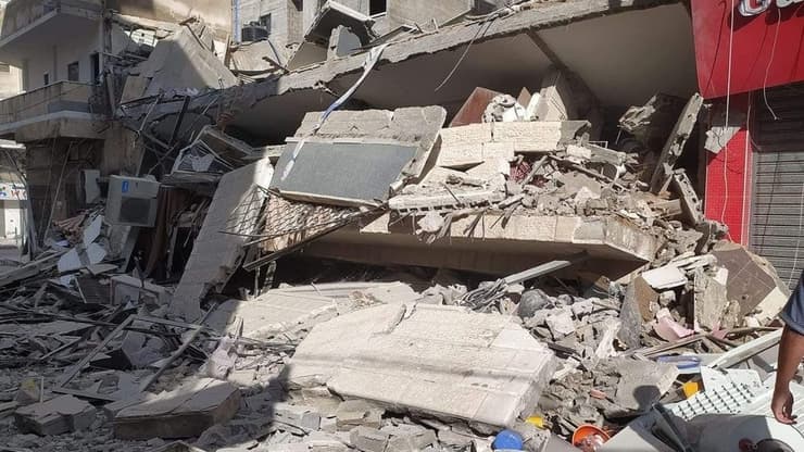 צה"ל תקף בניין 6 קומות בשכונת רימאל שבמערב עזה