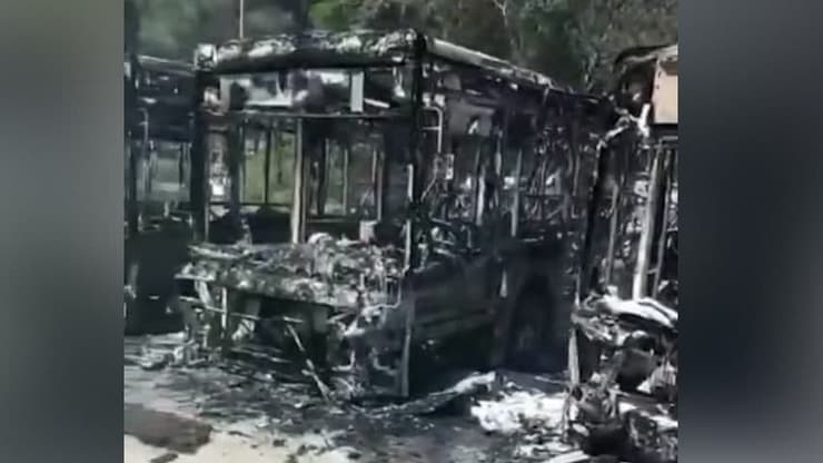 אוטובוסים הוצתו במהלך הפרות סדר בשפרעם