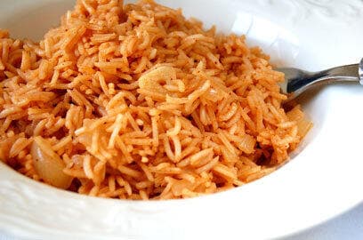 אורז ברוטב אדום
