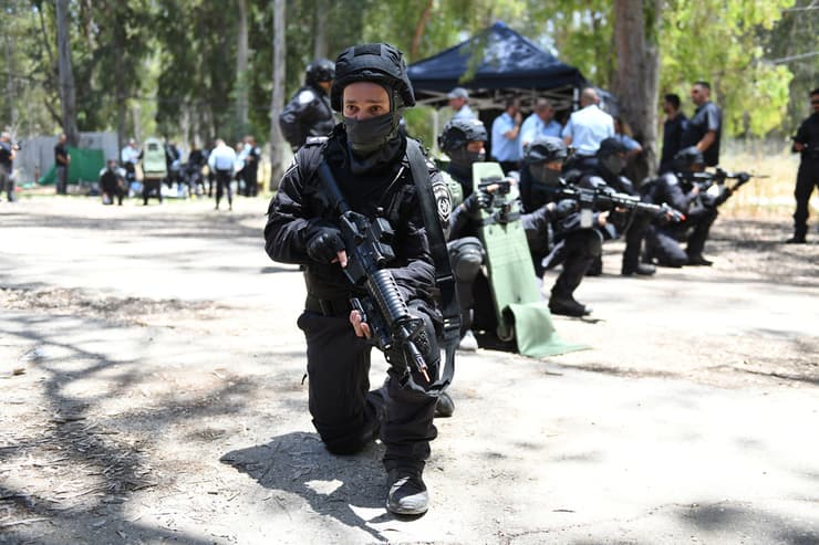 מפכ"ל המשטרה קובי שבתאי בביקור ביחידת מתפ"א