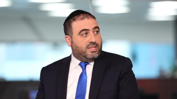 משה ארבל בריאיון לאולפן ynet