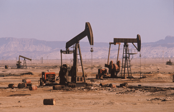 אבו רודס משאבות הנפט לפני הפינוי