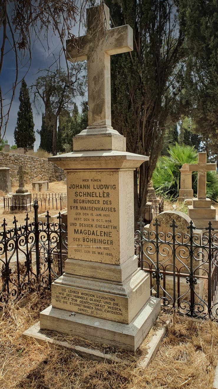קברו של לודוויג שנלר