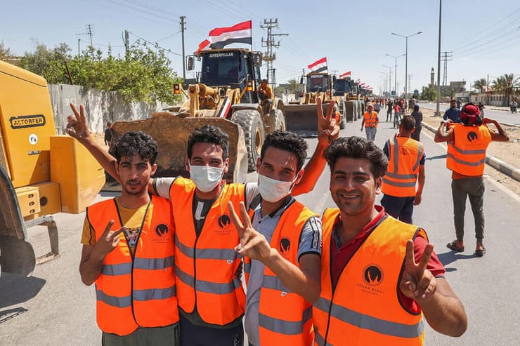 פועלים מצריים מגיעים לעזה
