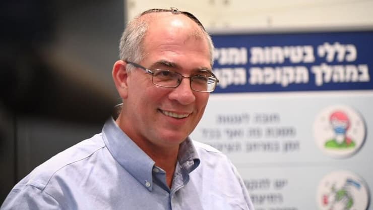 ניר אורבך ביציאה מישיבת סיעת ימינה