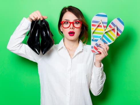 מתקשה לוותר על נעלי עקב בשגרה? השתדלי להסתפק בעקב שגובהו אינו יותר מחמישה ס"מ