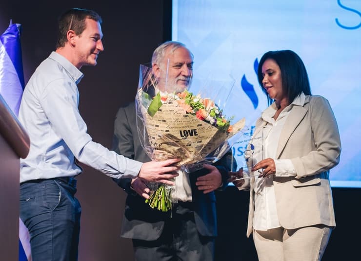 פנינה תמנו שטה