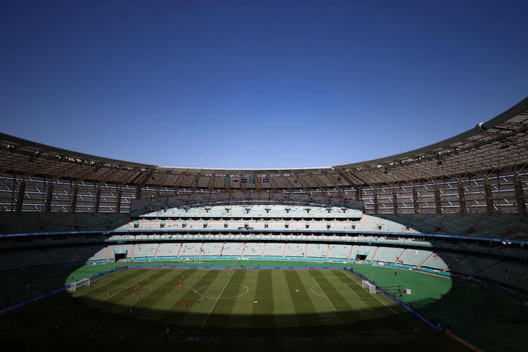האצטדיון בבאקו לפני המשחק בין וויילס לשווייץ