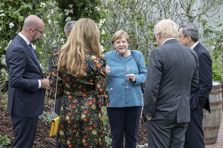 ועידה G7 המנהיגים נפגשים עם המלכה אליזבת השנייה בריטניה אנגליה