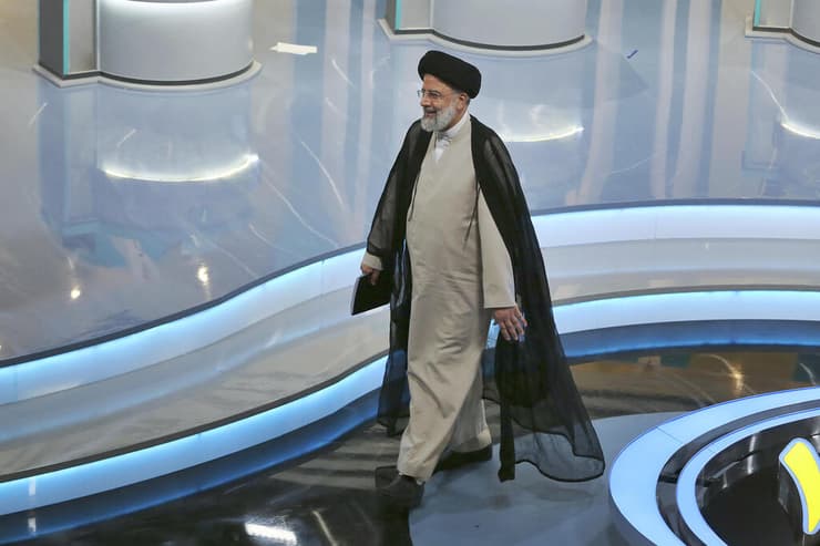 איברהים ראיסי מועמד ב בחירות לנשיאות איראן  ב עימות ב-12 ביוני 