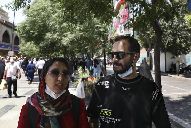 תושבים ב טהרן מדברים על ה בחירות לנשיאות ב איראן
