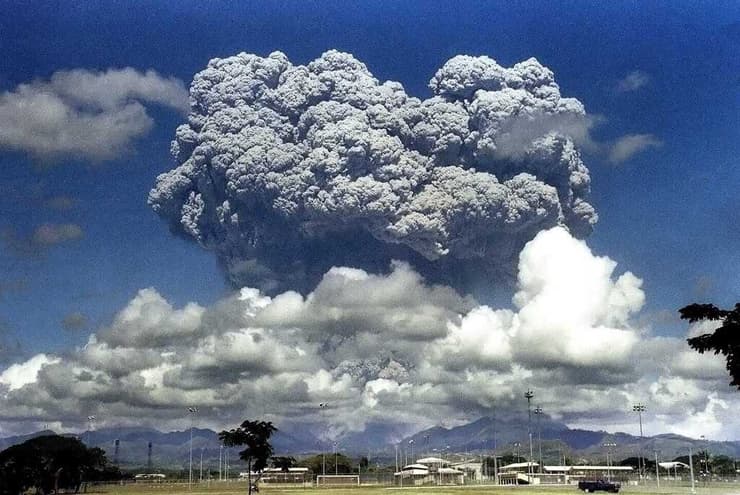 התפרצות הר הגעש ב-1991