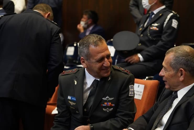 כוכבי עם ראש השב"כ ארגמן, אתמול בהשבעת הנשיא בכנסת (צילום: דני שם טוב, דוברות הכנסת) טקס השבעת נשיא המדינה מליאת הכנסת