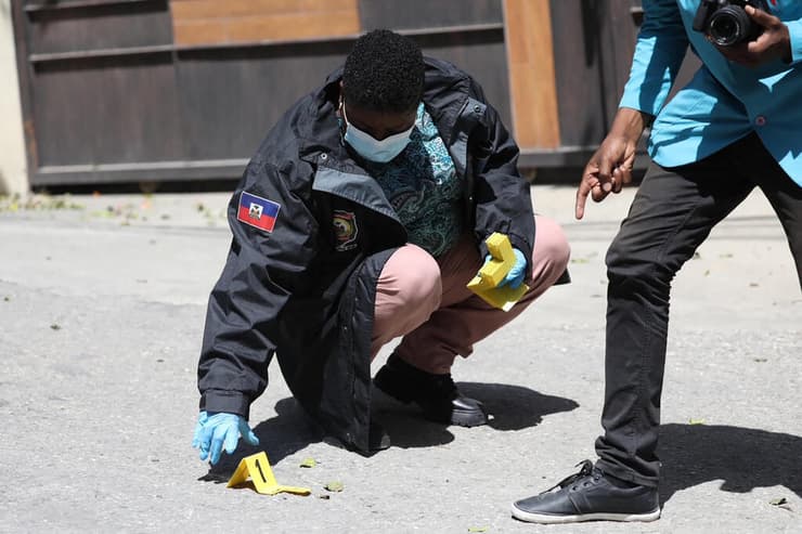 האיטי פורט או פרינס משטרה  שוטרים חיילים כוחות ביטחון רצח התנקשות מעון הנשיא נשיא ז'ובנל מואיז