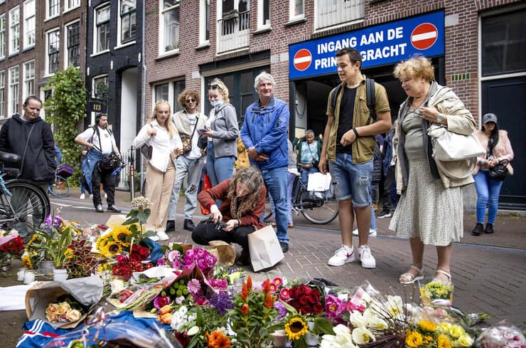 אמסטרדם הולנד זירה ירי פייטר דה פריס כתב פלילים